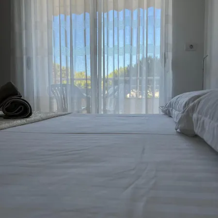 Bellavista Qerret Apartments *