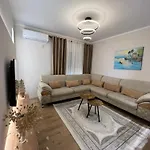 Διαμέρισμα Bellavista Qerret