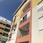 Luxora Stays Appartement Golem (Tirana)