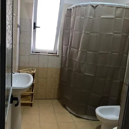 Apartman Bellavista Qerret Golem