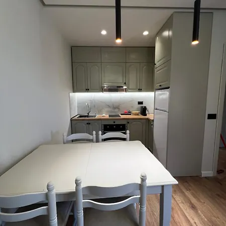 Bellavista Qerret 골렘